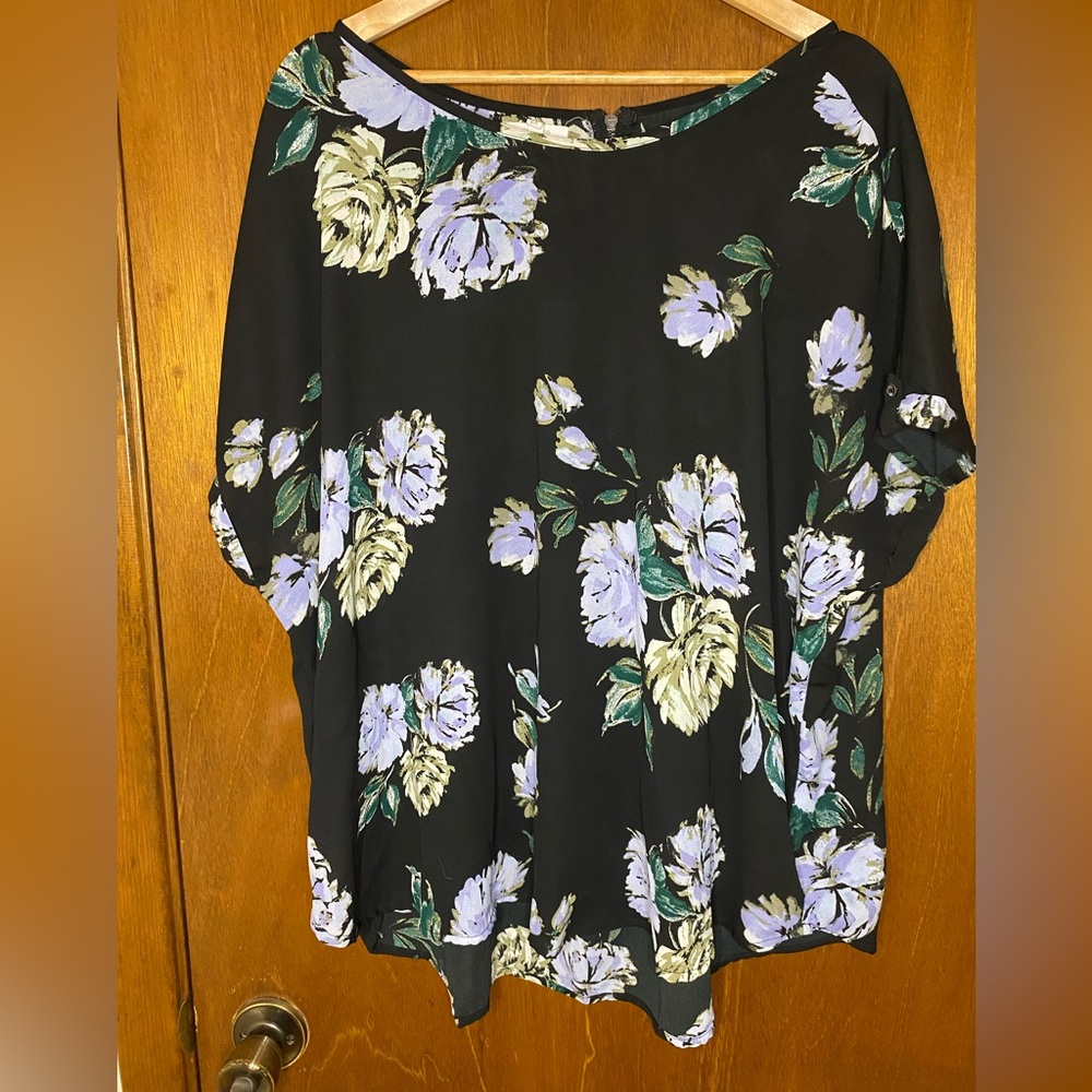 Maurices Black and Floral Top 2x